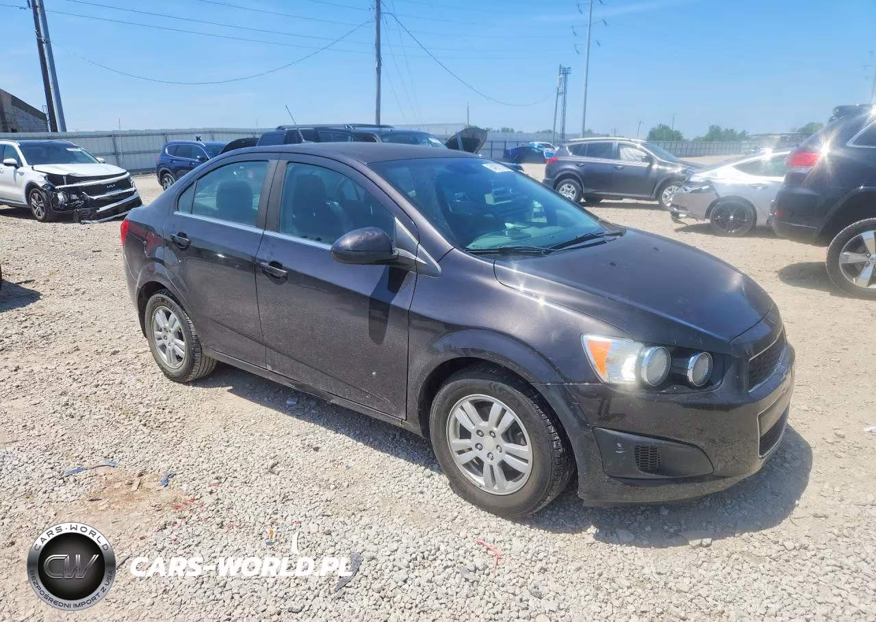 2013 Chevrolet Sonic Lt VIN:1G1JC5SG8D4213644 - 4