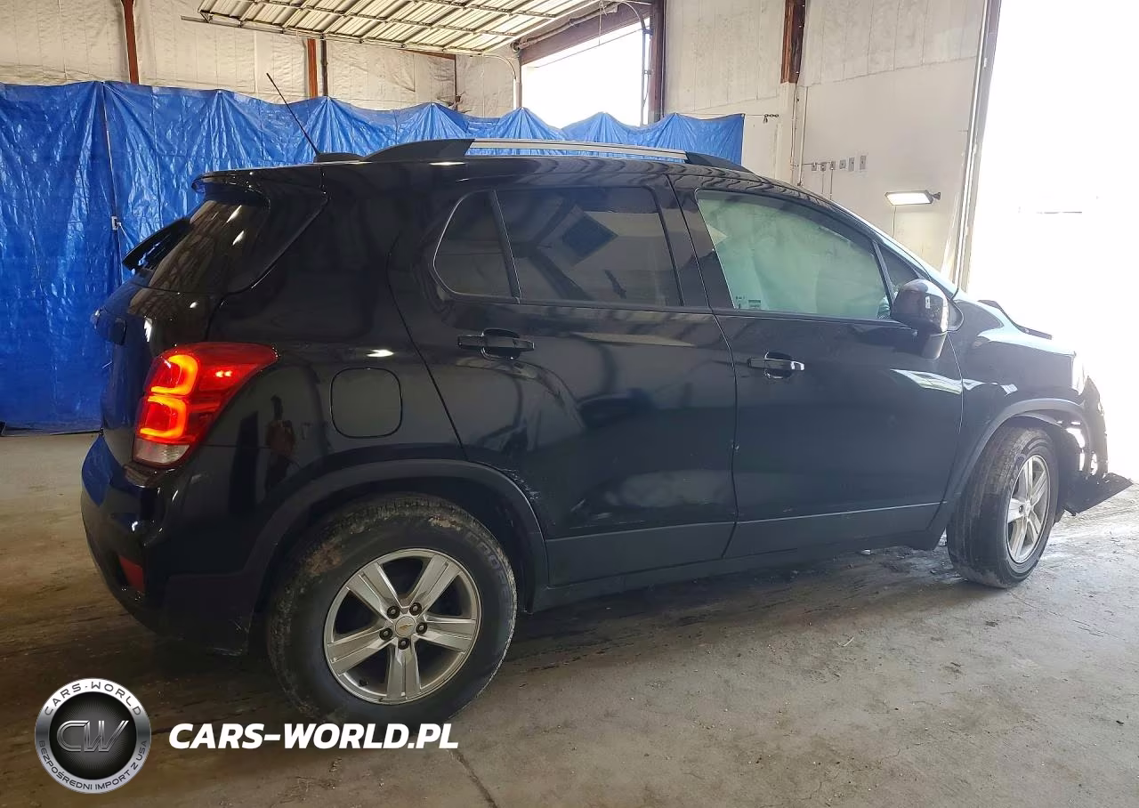 2021 Chevrolet Trax 1Lt VIN:KL7CJLSB5MB329875 - 3