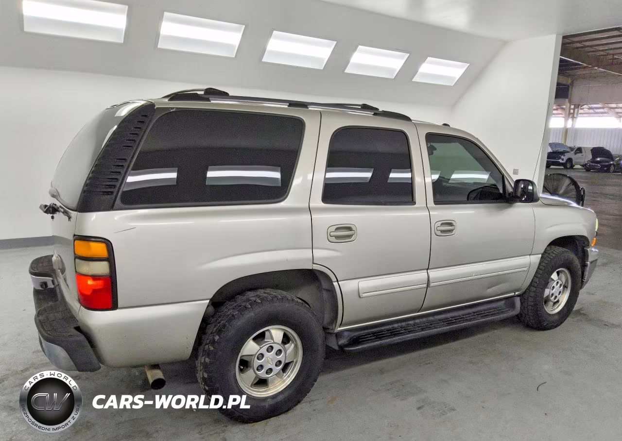 2004 Chevrolet Tahoe C1500 VIN:1GNEC13T54R174096 - 3