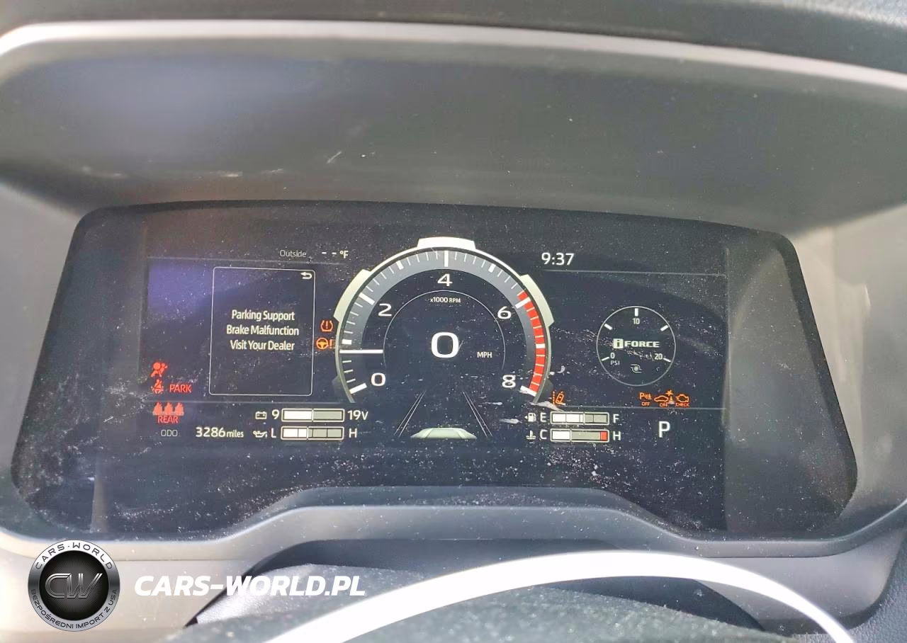 2026 Toyota Tundra Limited VIN:5TFWA5DB1TX370675 - 9