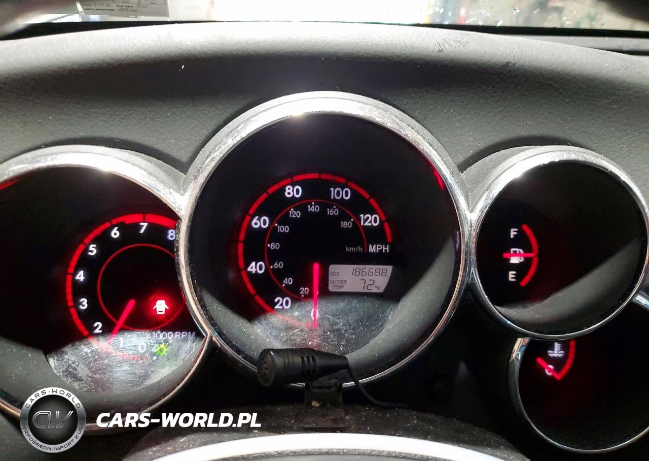 2004 Pontiac Vibe VIN:5Y2SM62824Z452522 - 9