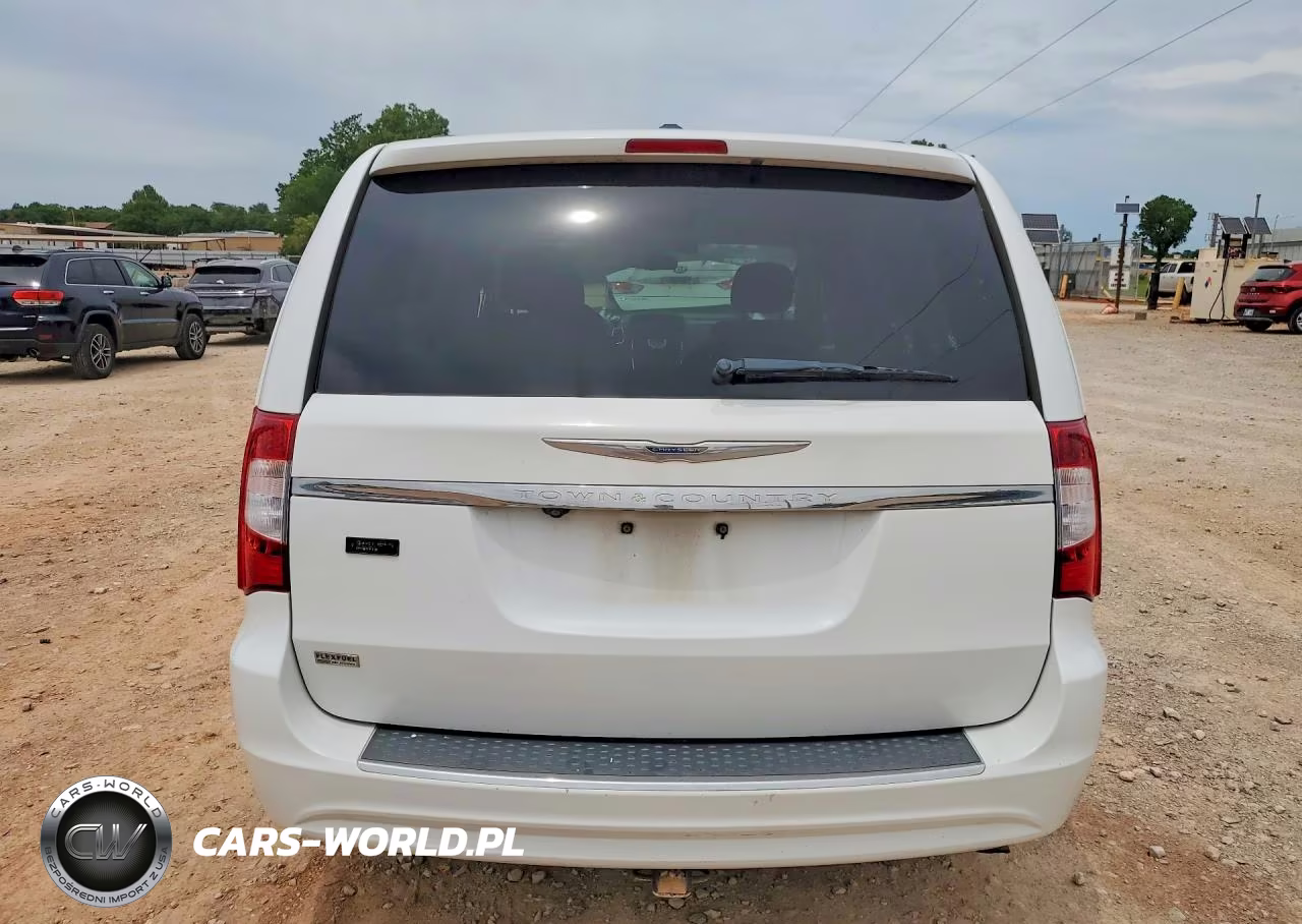 2014 Chrysler Town & Country Touring VIN:2C4RC1BG2ER124119 - 6