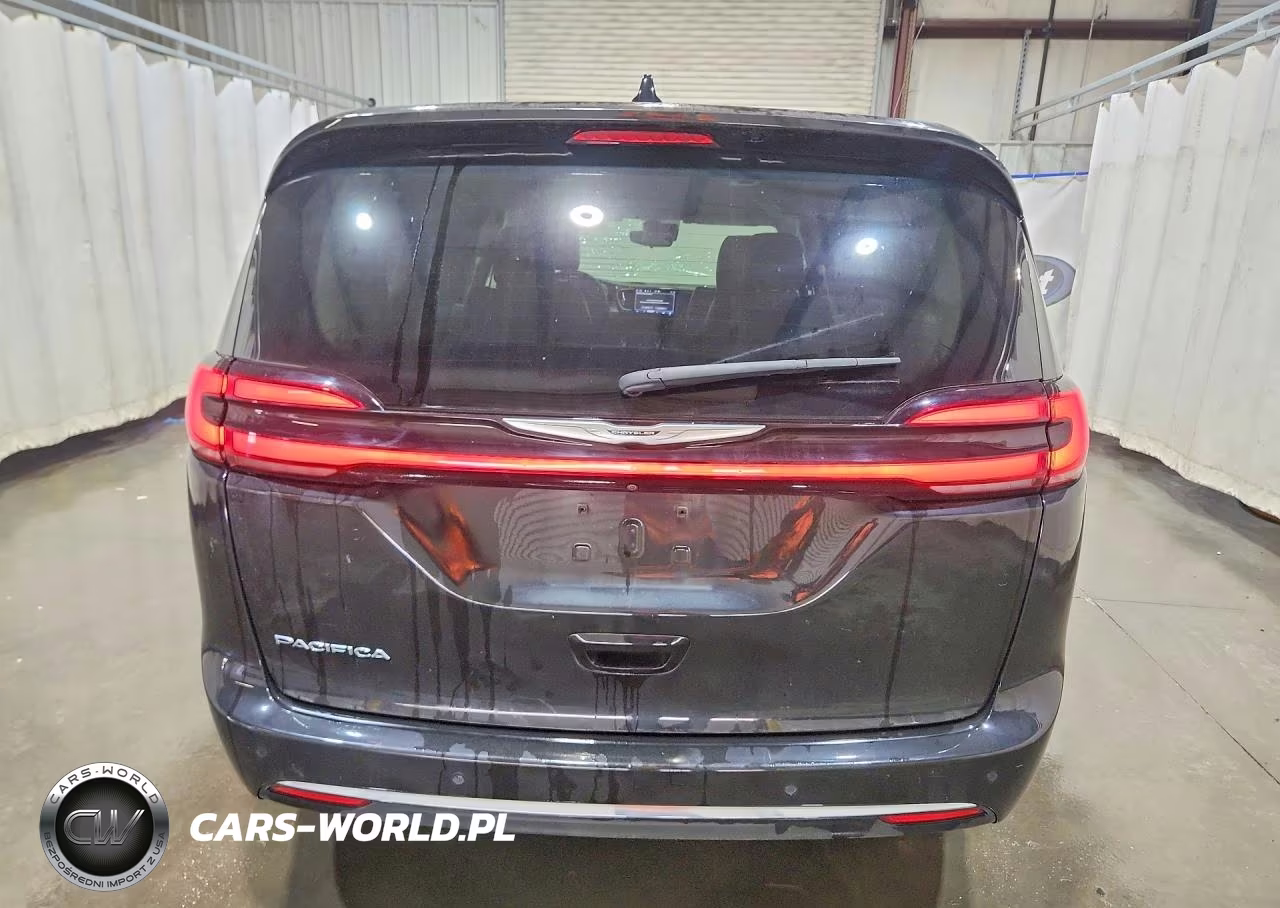 2024 Chrysler Pacifica Touring L VIN:2C4RC1BG2RR101946 - 6