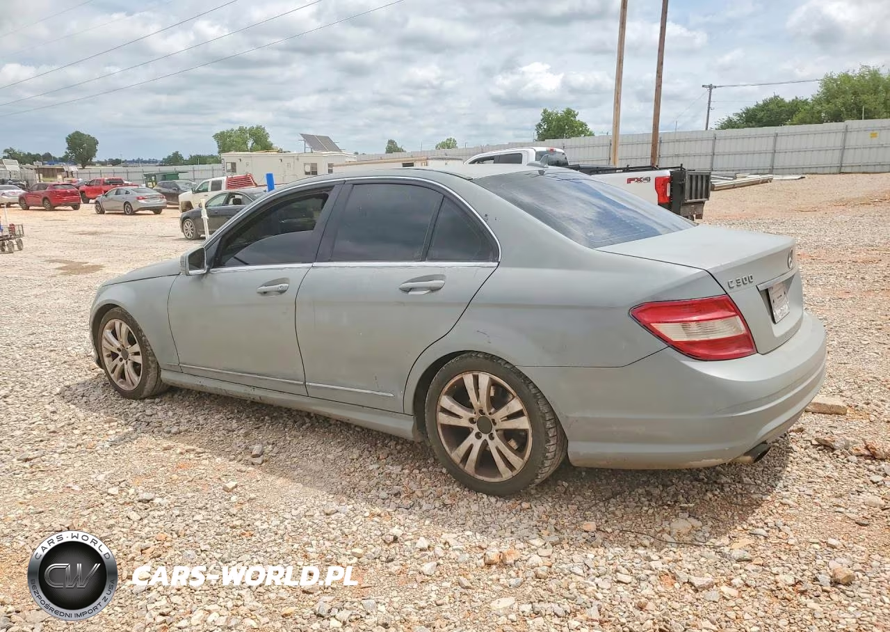 2011 Mercedes-Benz C 300 VIN:WDDGF5EB7BR162166 - 2