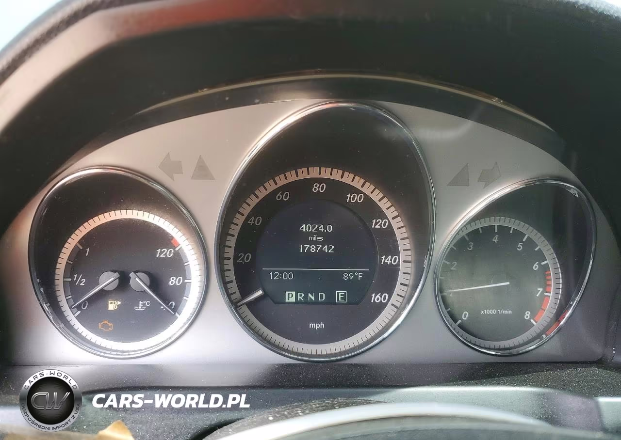 2011 Mercedes-Benz C 300 VIN:WDDGF5EB7BR162166 - 9