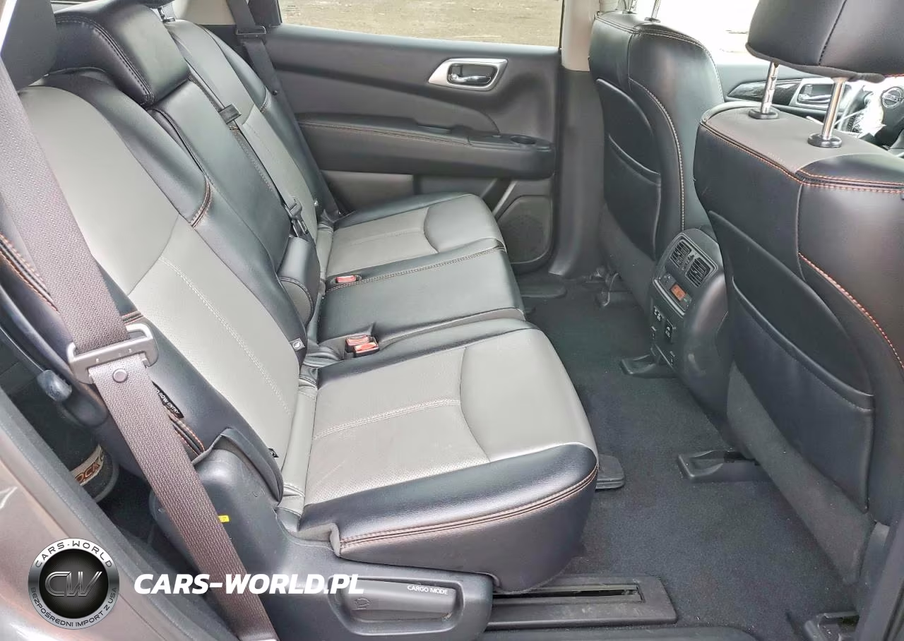 2020 Nissan Pathfinder Sl VIN:5N1DR2CM8LC644183 - 11