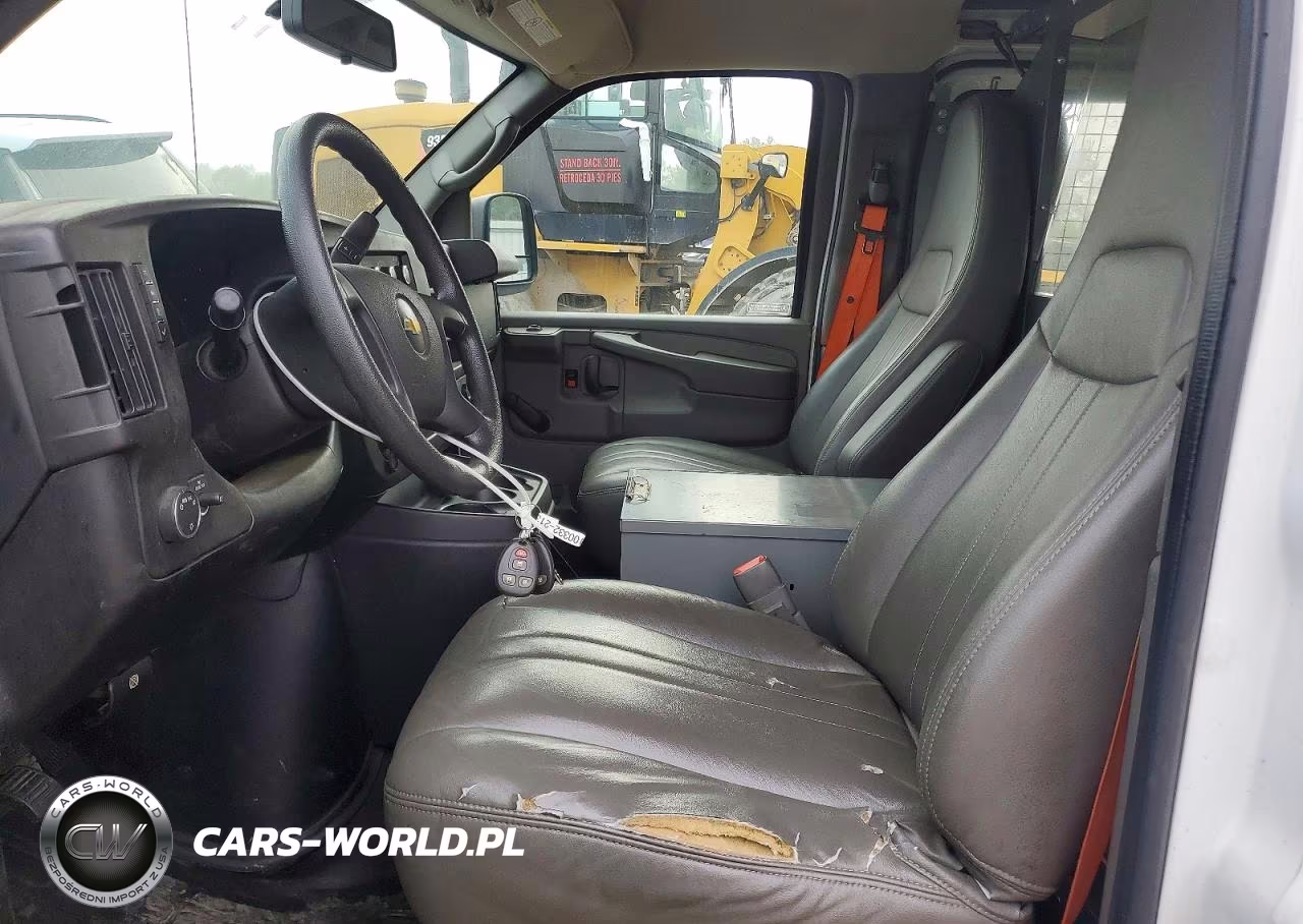 2013 Chevrolet Express G2500 VIN:1GCWGFCAXD1147617 - 7