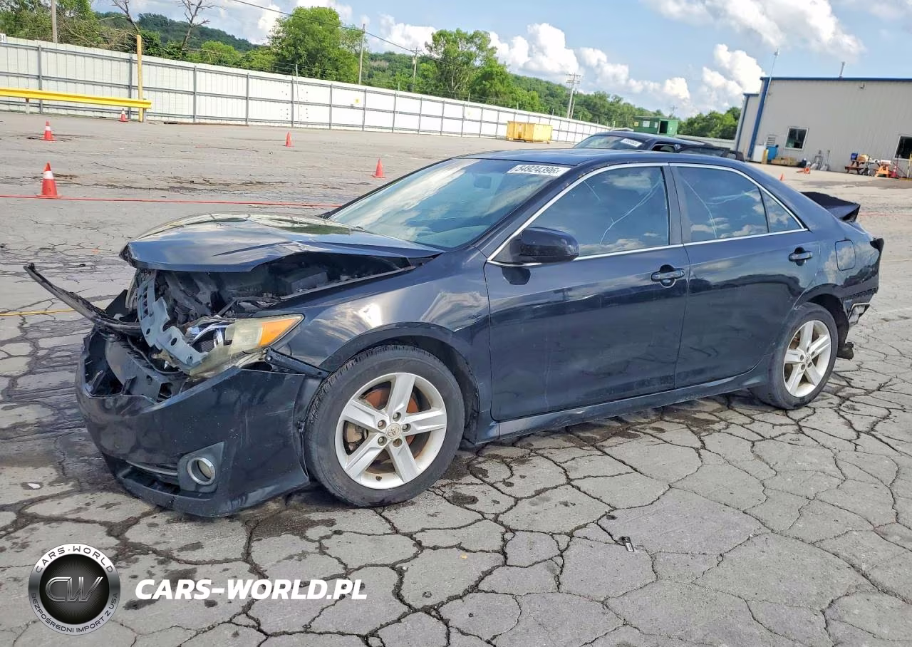 2012 Toyota Camry Se – zdjęcie 1 z 13