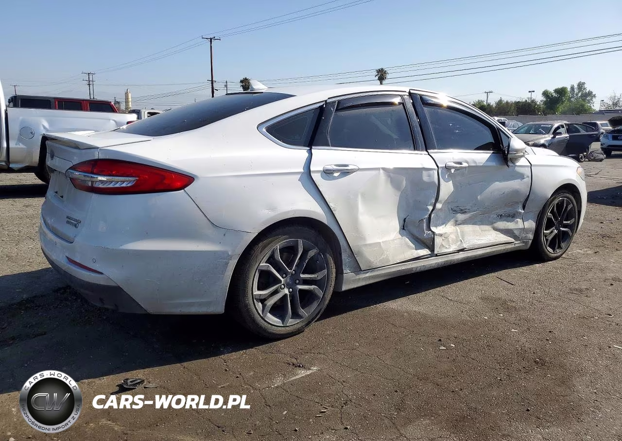 2019 Ford Fusion Titanium VIN:3FA6P0RU8KR156064 - 3