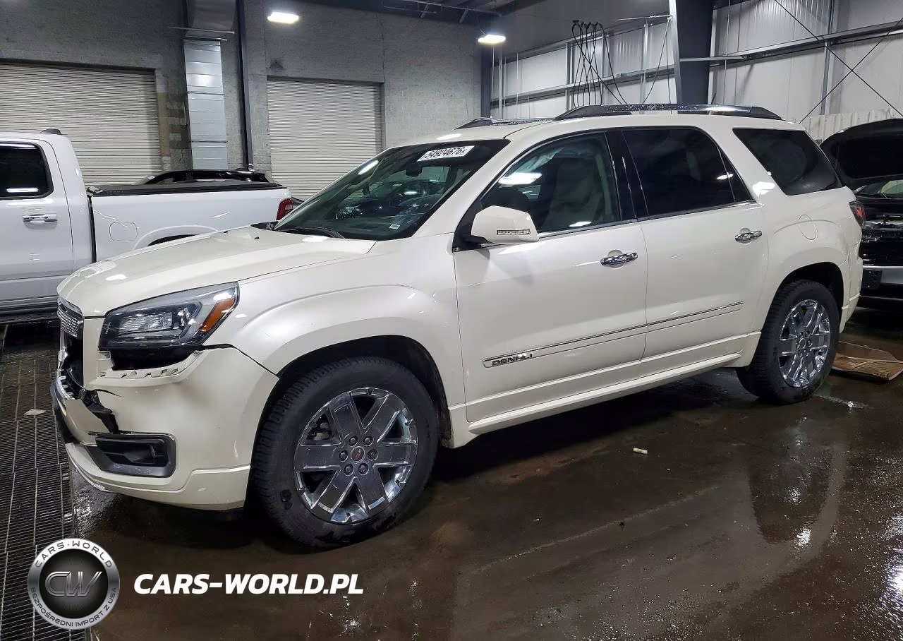 2015 GMC Acadia Denali – zdjęcie 1 z 12