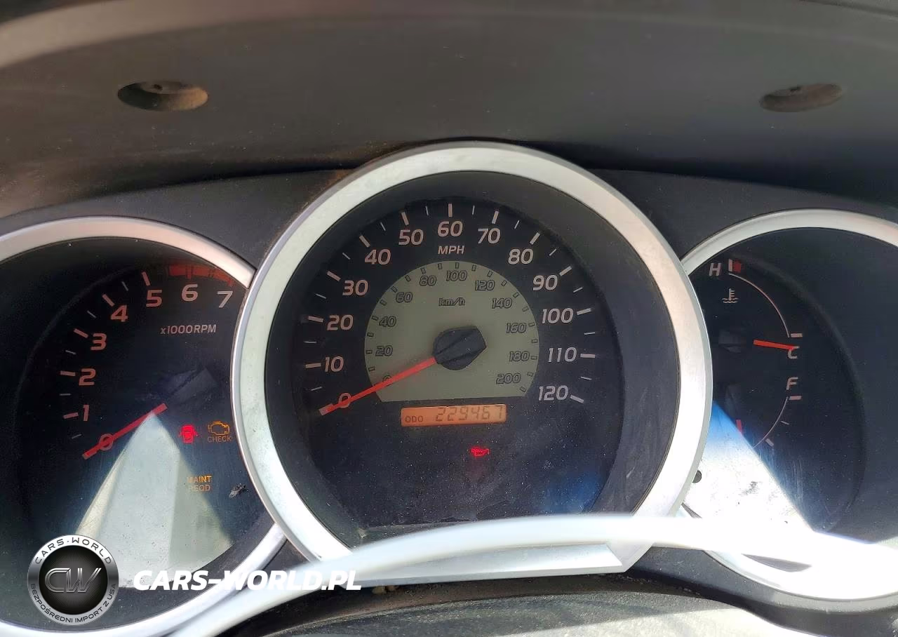2005 Toyota Tacoma Access Cab VIN:5TEUU42N75Z106555 - 9