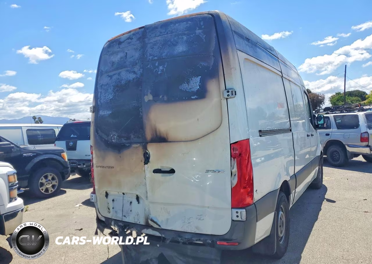 2021 Mercedes-Benz Sprinter 2500 VIN:W1W4DBHY0MT049185 - 3