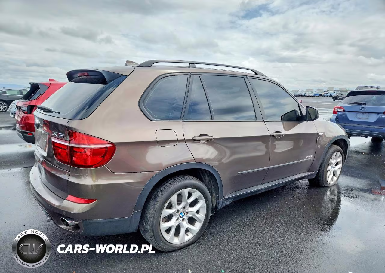 2013 BMW X5 xDrive35I VIN:5UXZV4C55D0B17314 - 3
