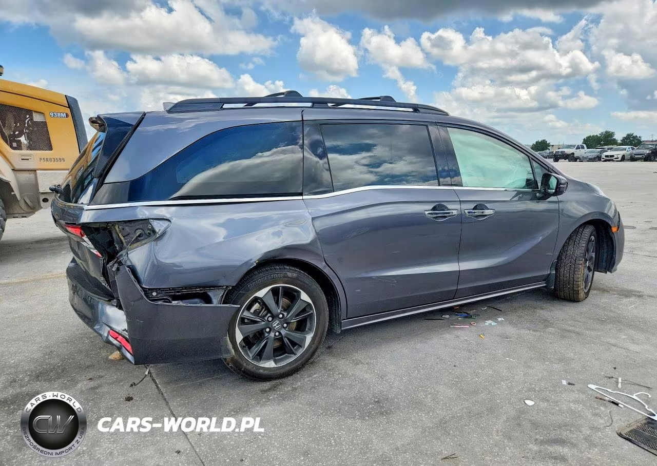 2023 Honda Odyssey Elite VIN:5FNRL6H97PB043122 - 3