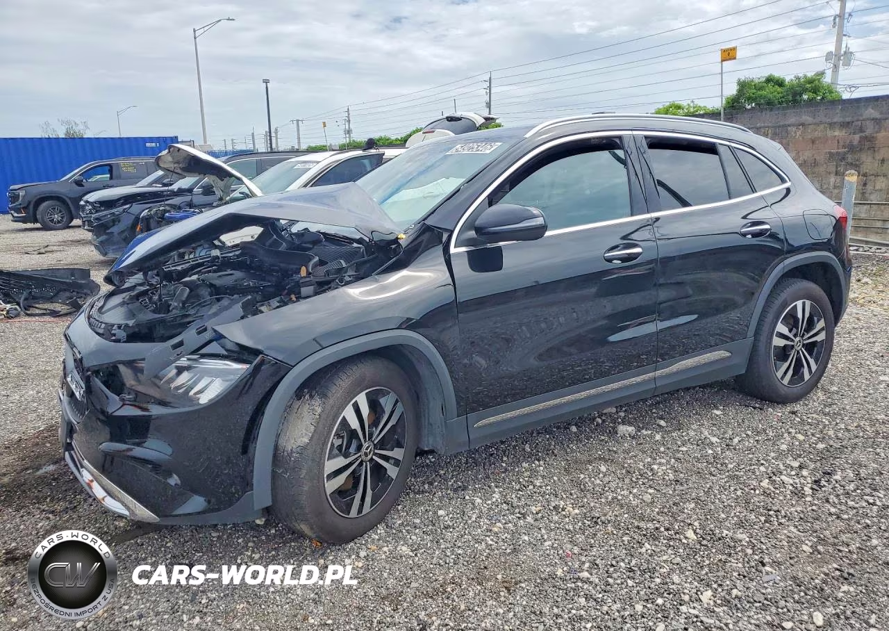 2025 Mercedes-Benz Gla 250 – zdjęcie 1 z 12