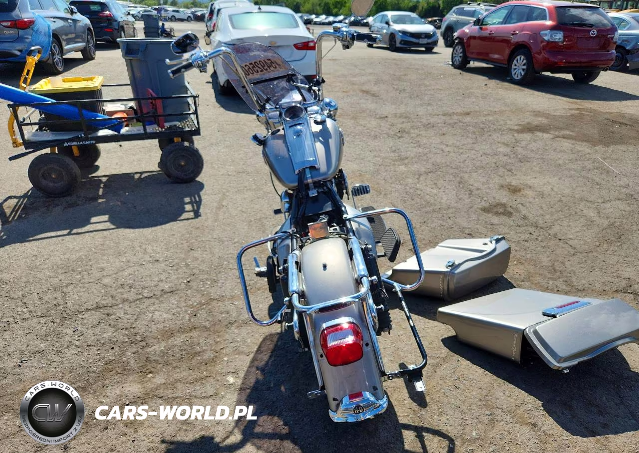 2008 Harley-Davidson Flhrc VIN:1HD1FR4198Y657708 - 4