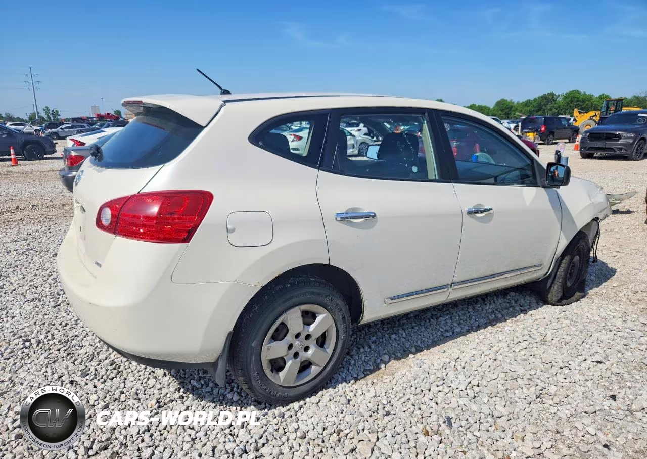 2013 Nissan Rogue S VIN:JN8AS5MV3DW109044 - 3