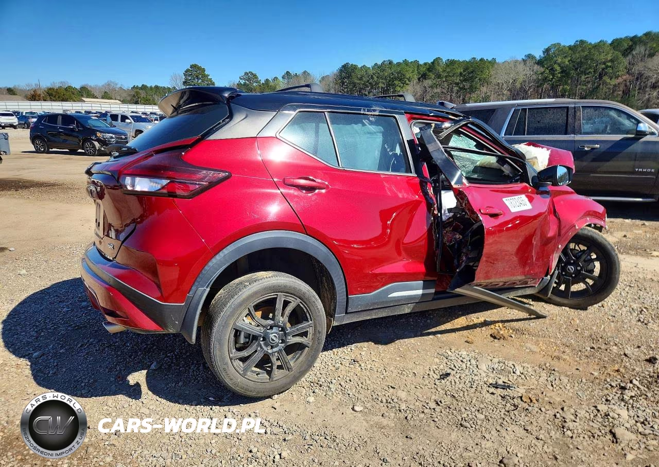 2022 Nissan Kicks Sr VIN:3N1CP5DV5NL475538 - 3