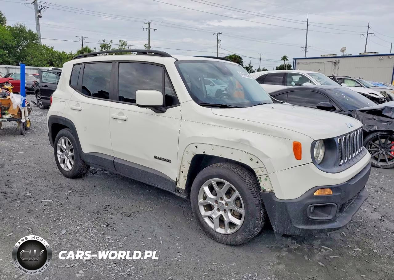 2015 Jeep Renegade Latitude VIN:ZACCJABT1FPB42674 - 4