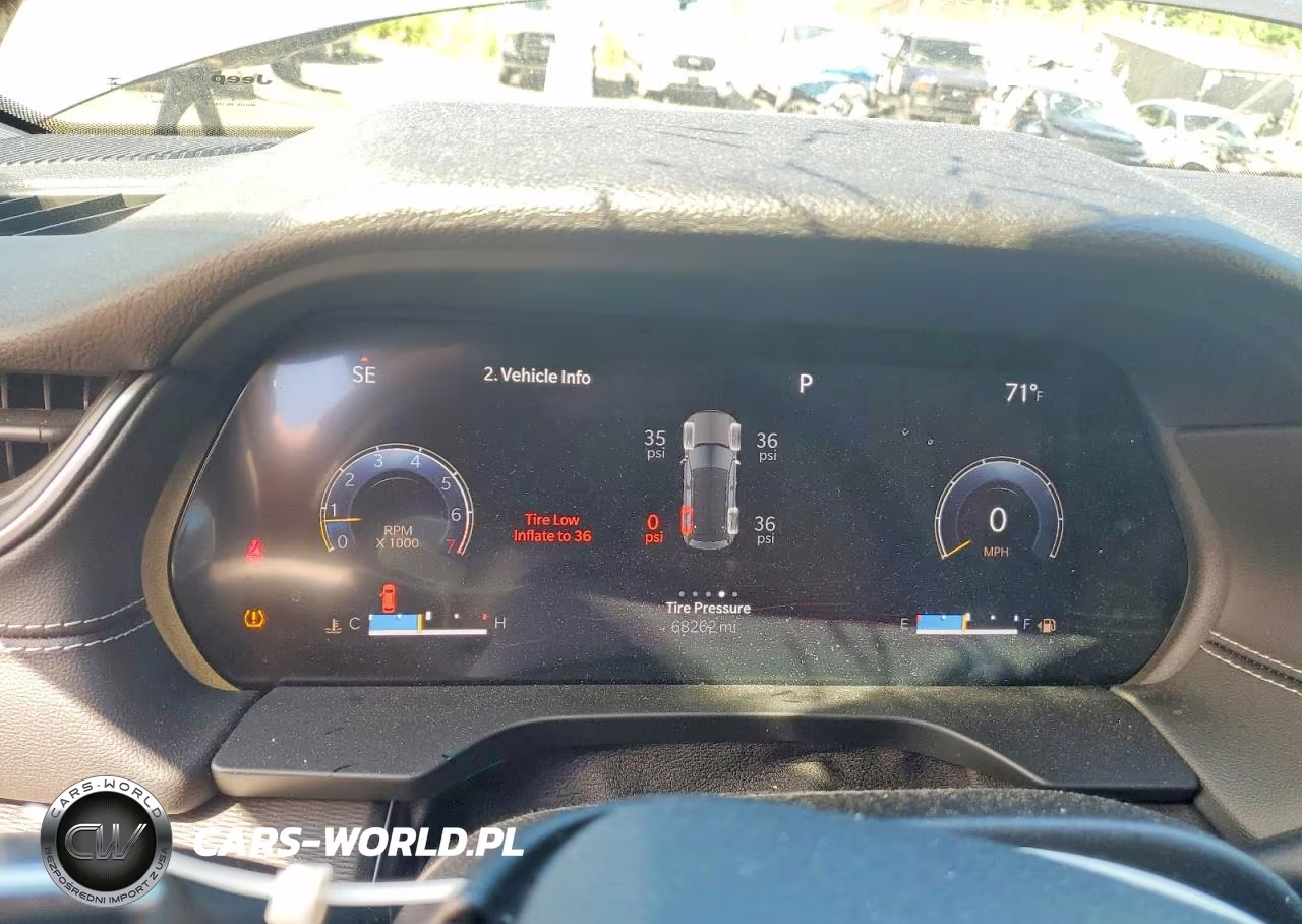 2023 Jeep Grand Cherokee Laredo VIN:1C4RJHAG3PC669449 - 9