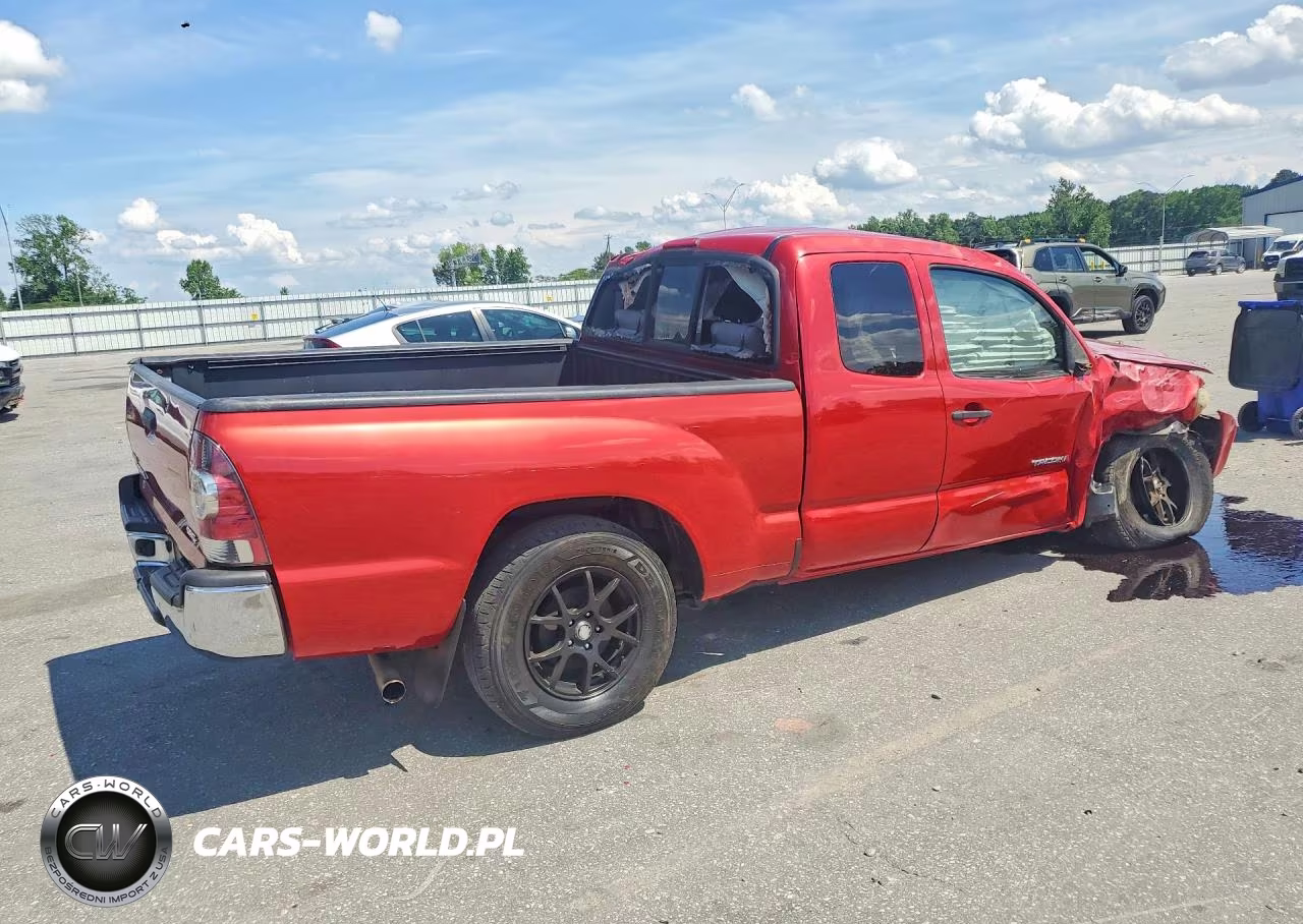 2013 Toyota Tacoma Access Cab VIN:5TFTX4CN4DX025990 - 3