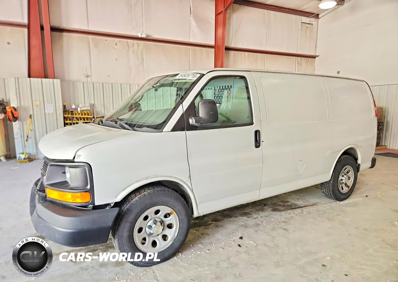 2014 Chevrolet Express G1500 Delivery Van VIN:1GCSGAFX6E1140344 - 1