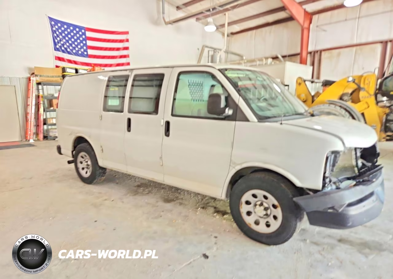2014 Chevrolet Express G1500 Delivery Van VIN:1GCSGAFX6E1140344 - 4