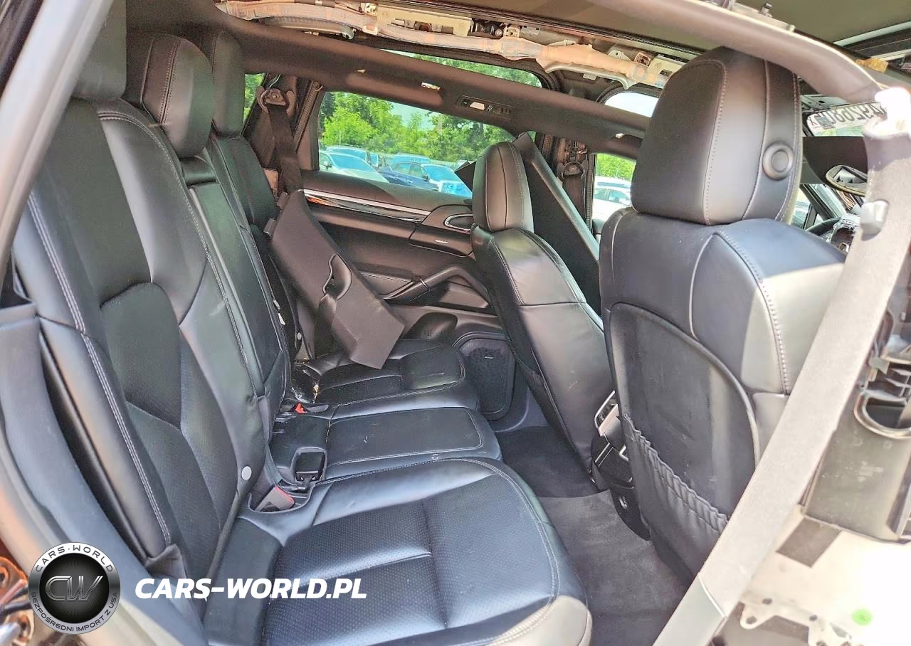 2017 Porsche Cayenne VIN:WP1AA2A29HKA80782 - 11