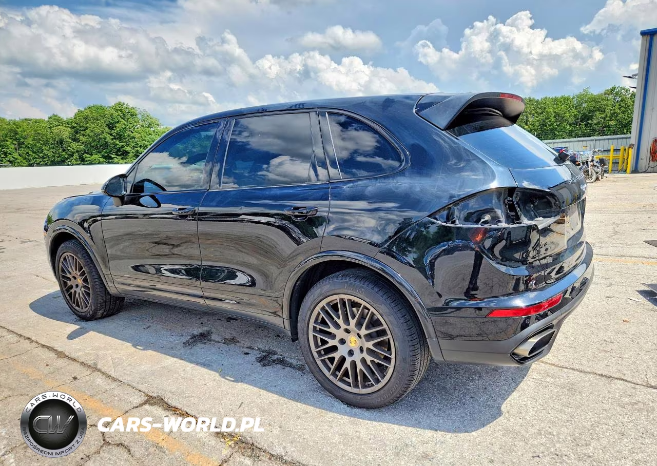 2017 Porsche Cayenne VIN:WP1AA2A29HKA80782 - 2