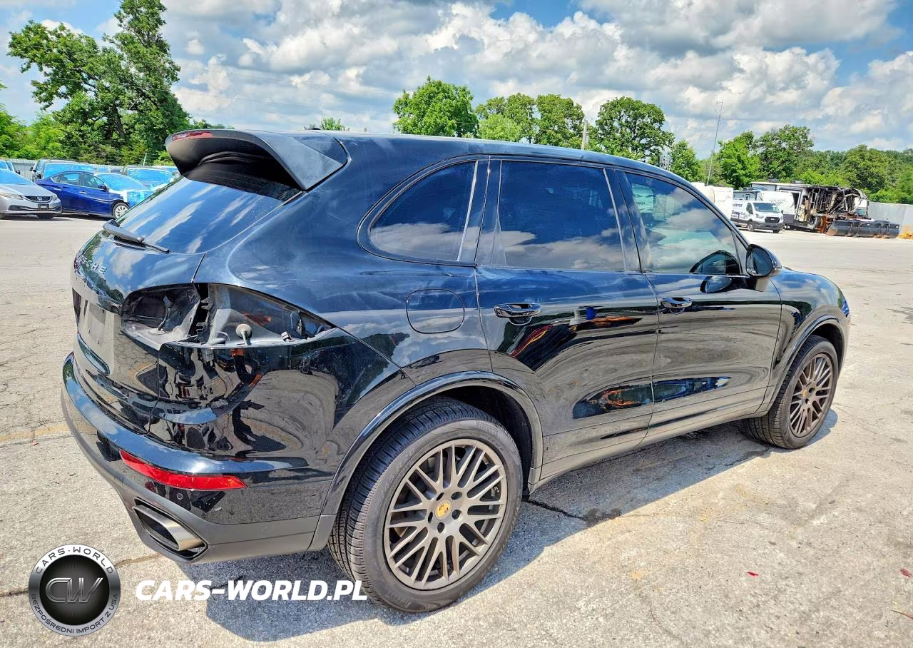 2017 Porsche Cayenne VIN:WP1AA2A29HKA80782 - 3
