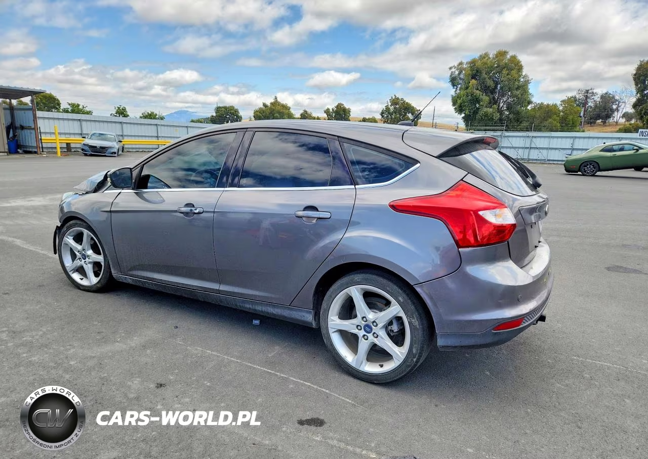 2012 Ford Focus Titanium VIN:1FAHP3N20CL343412 - 2