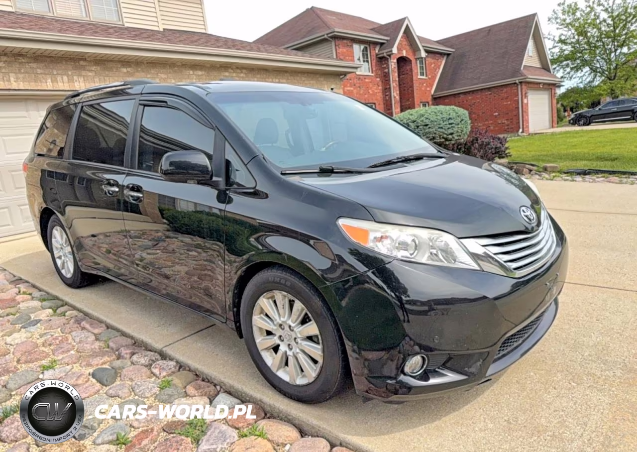 2011 Toyota Sienna Limited 7-Passenger