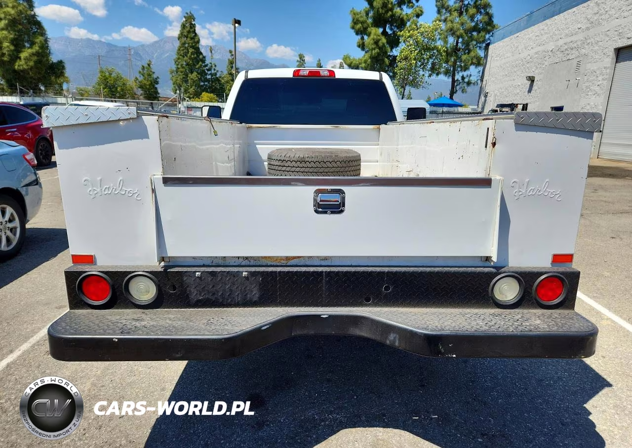 2017 Chevrolet Silverado C1500 VIN:1GBNCNEC4HZ369114 - 6
