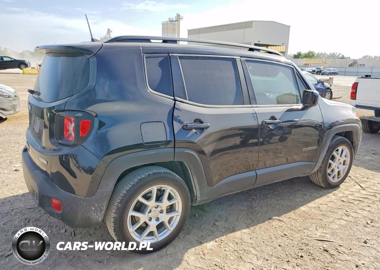 2020 Jeep Renegade Latitude VIN:ZACNJABB7LPL83907 - 3