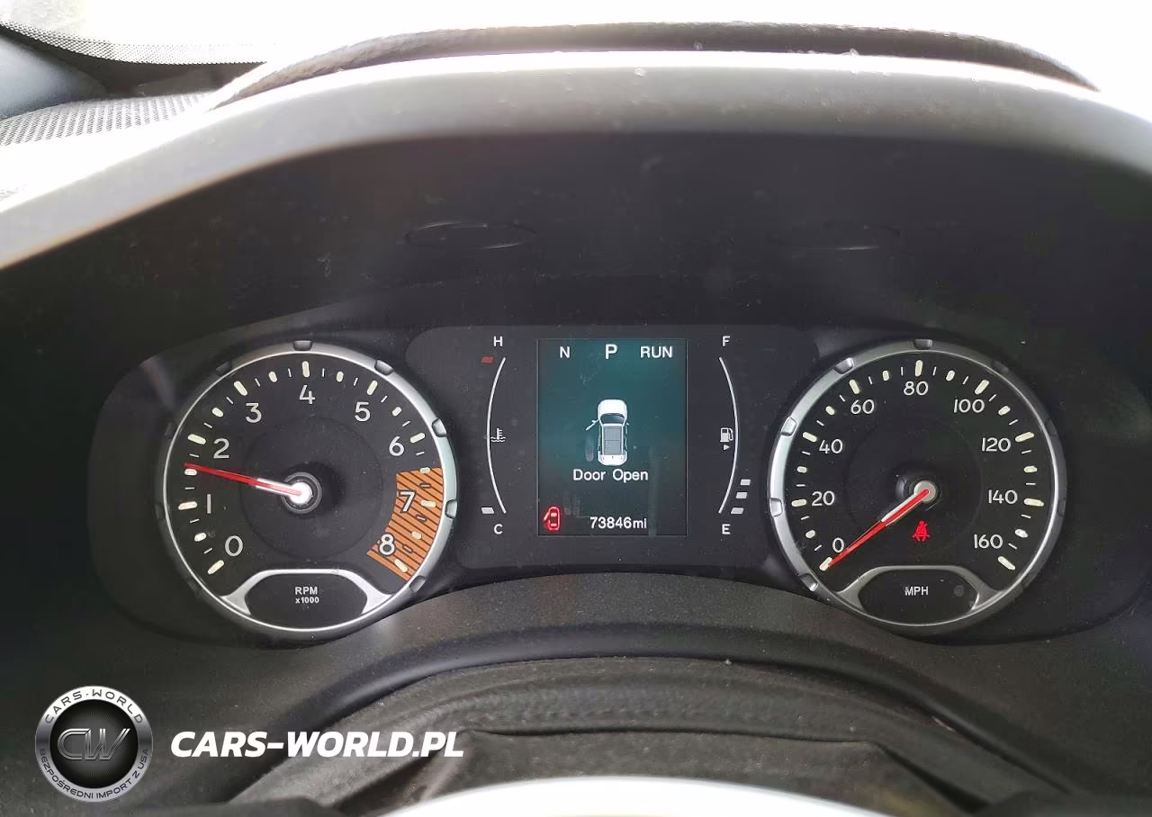 2020 Jeep Renegade Latitude VIN:ZACNJABB7LPL83907 - 9