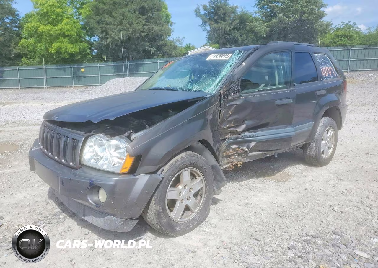 2005 Jeep Grand Cherokee Laredo