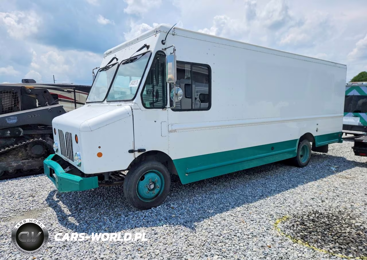 2015 Freightliner Mt45 G Delivery Truck