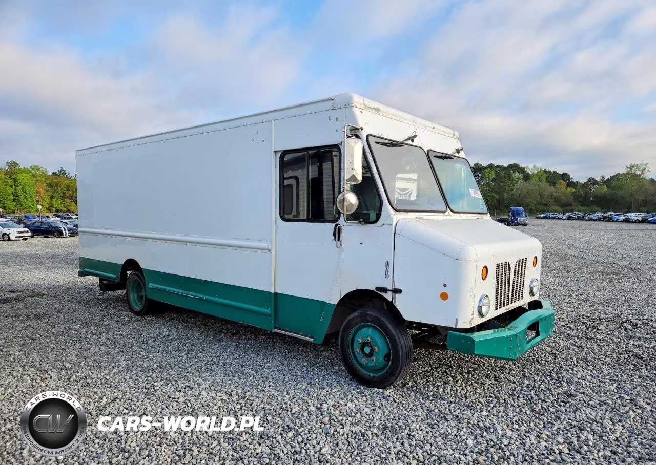 2015 Freightliner Mt45 G Delivery Truck VIN:4UZAC2DV4FCGP3280 - 4