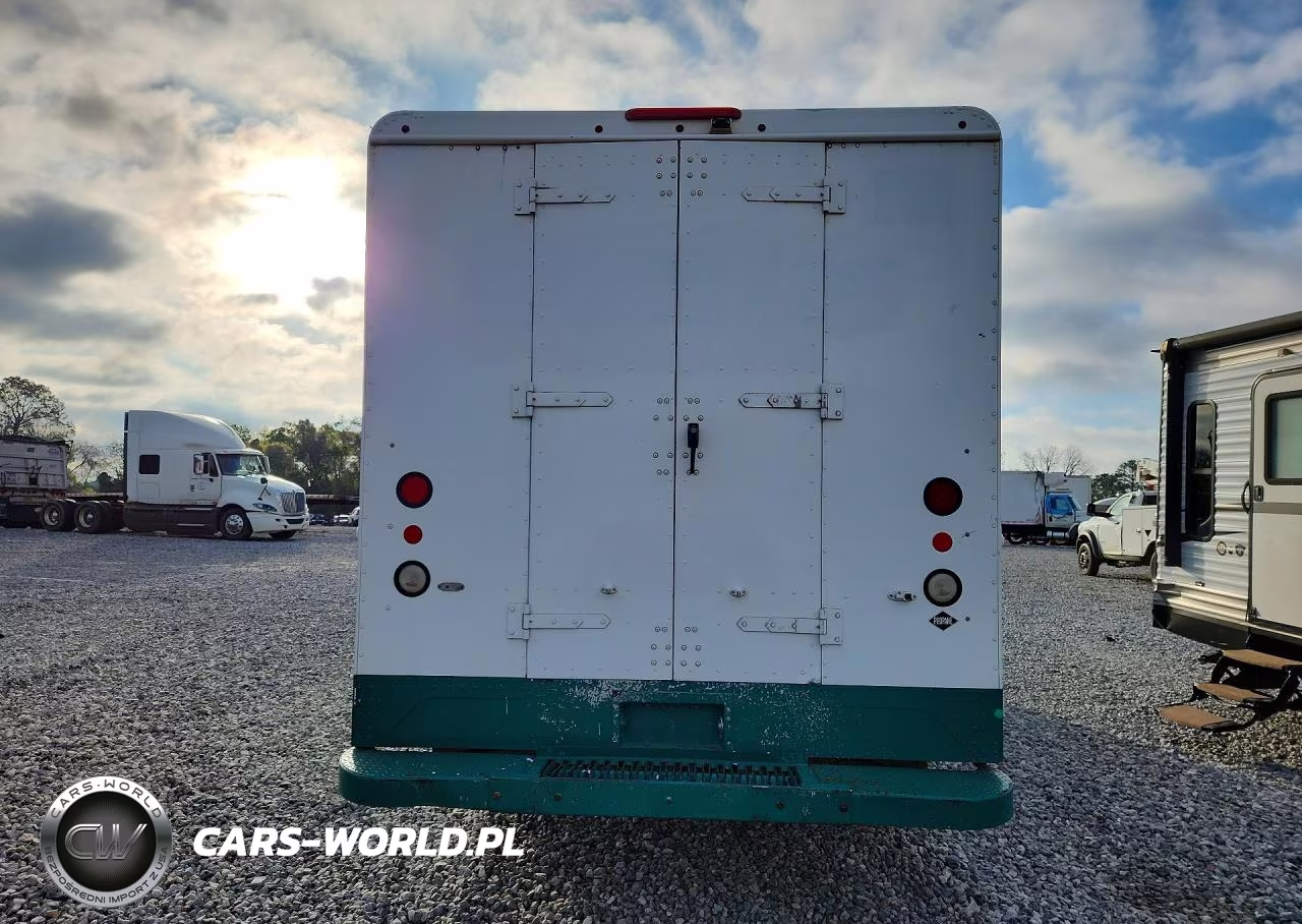 2015 Freightliner Mt45 G Delivery Truck VIN:4UZAC2DV4FCGP3280 - 6