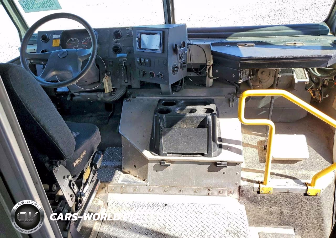 2015 Freightliner Mt45 G Delivery Truck VIN:4UZAC2DV4FCGP3280 - 8
