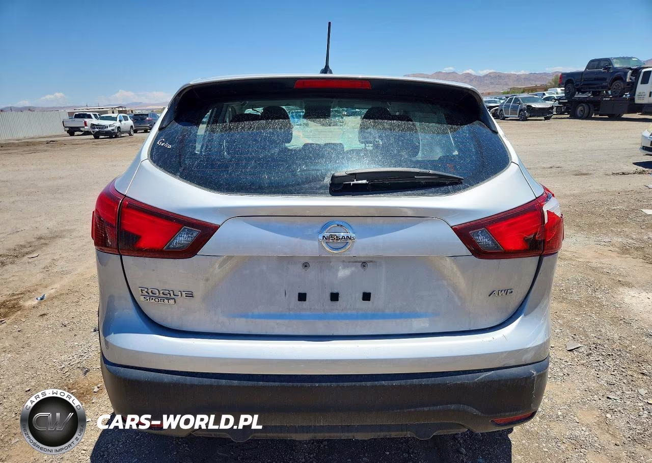 2018 Nissan Rogue Sport S VIN:JN1BJ1CR7JW259589 - 6