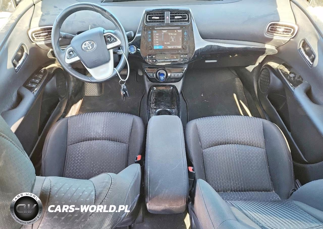 2017 Toyota Prius Prime Plus VIN:JTDKARFP2H3067126 - 8