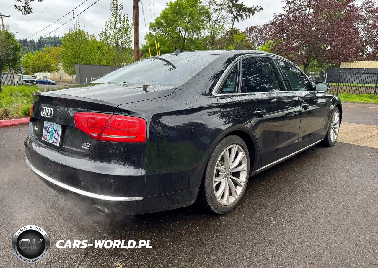 2011 Audi A8 L Quattro VIN:WAURVAFD2BN024120 - 4