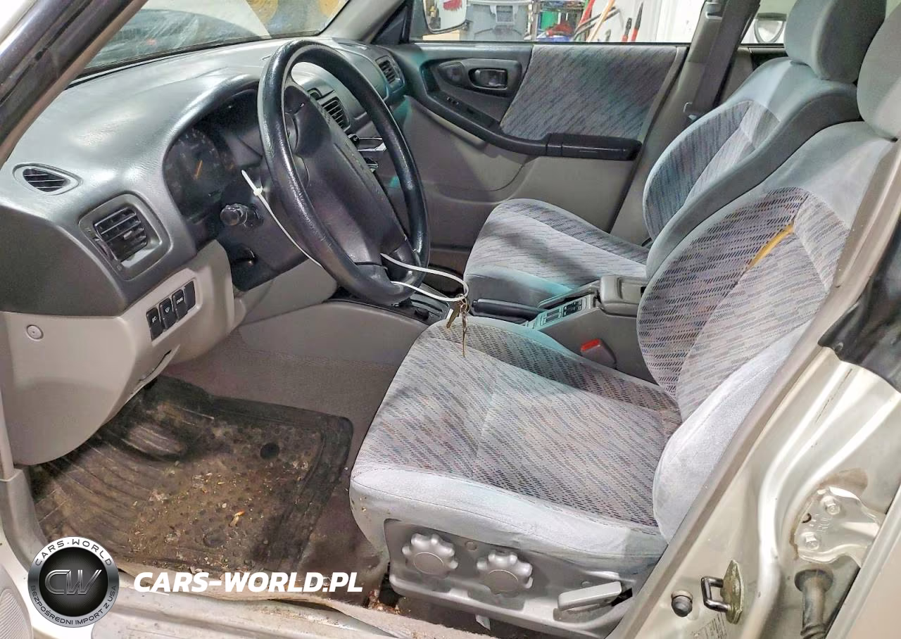 2000 Subaru Forester S VIN:JF1SF6558YH703086 - 7