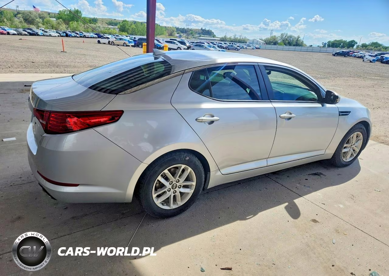 2011 Kia Optima Lx VIN:KNAGM4A75B5179774 - 3
