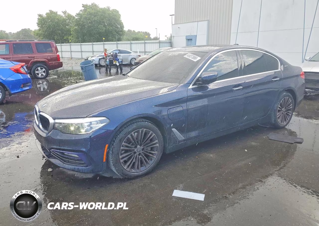 2018 BMW 530Xe