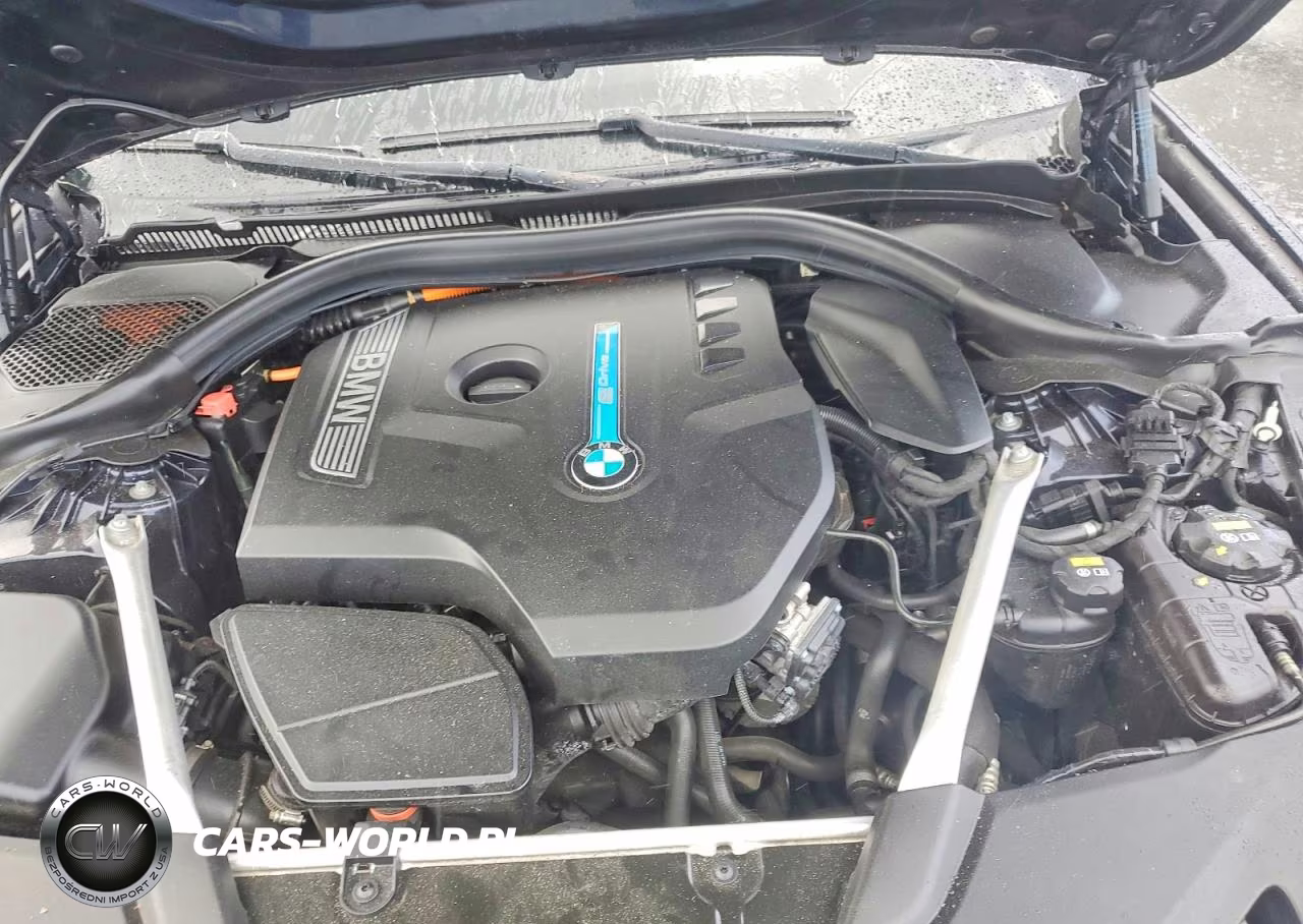 2018 BMW 530Xe VIN:WBAJB1C5XJB084780 - 11
