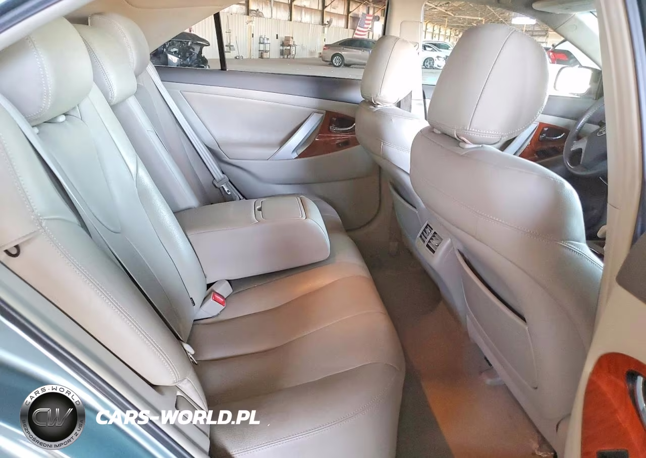2010 Toyota Camry Xle VIN:4T4BF3EK9AR037739 - 10