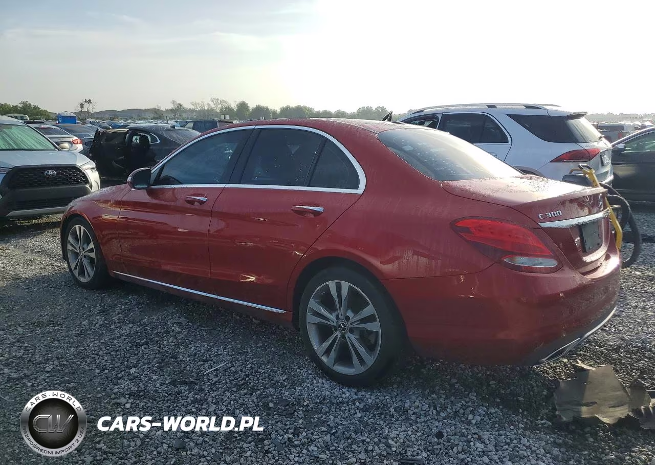2018 Mercedes-Benz C 300 VIN:55SWF4JB6JU255172 - 2