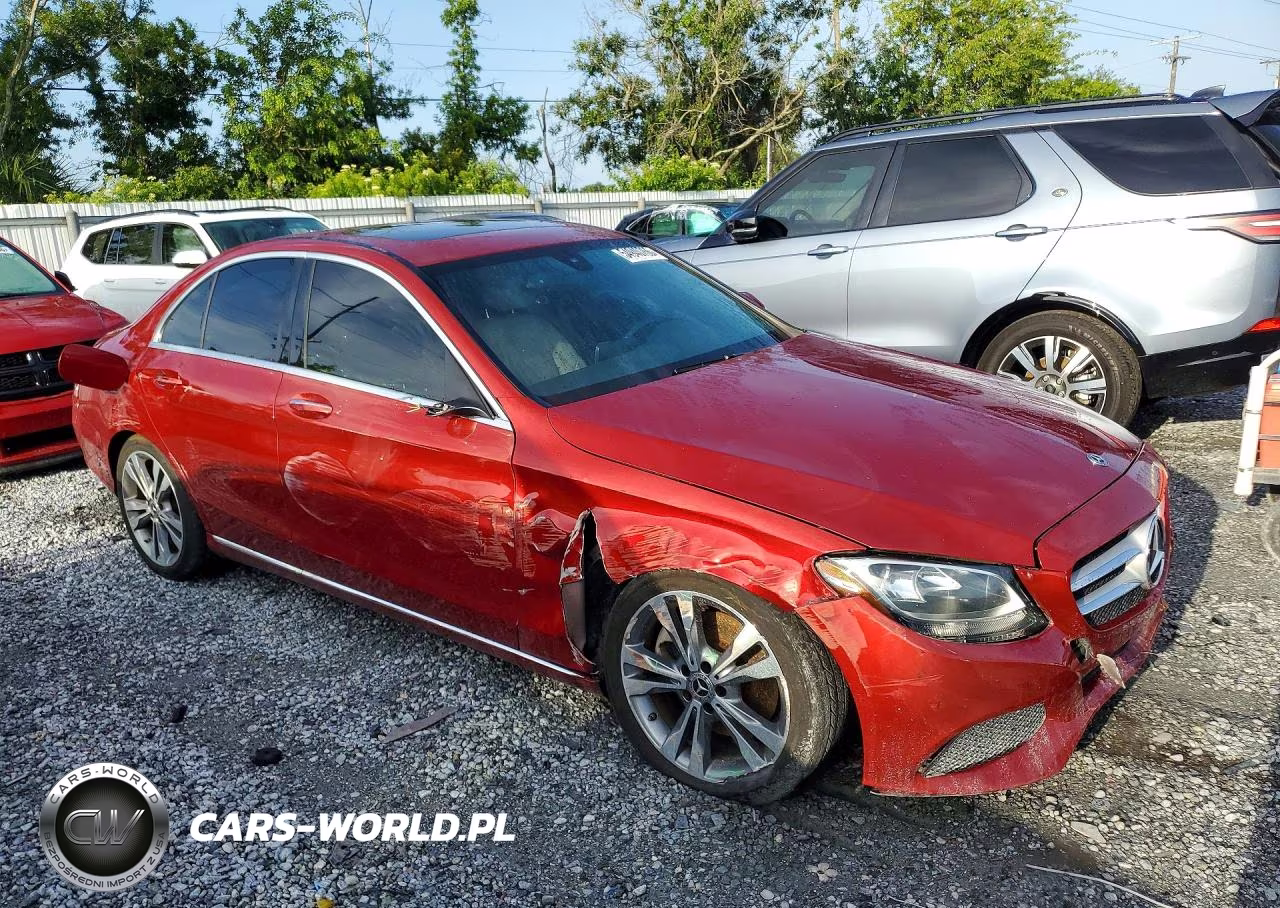 2018 Mercedes-Benz C 300 VIN:55SWF4JB6JU255172 - 4